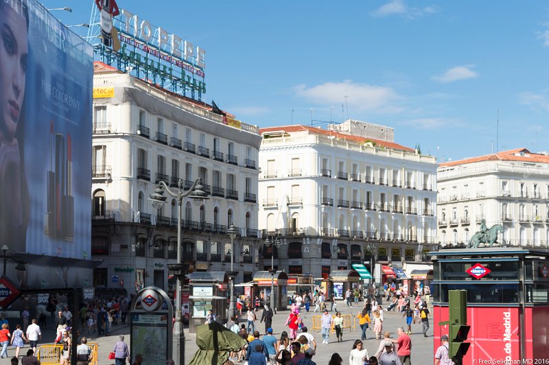 20160606_174809 D4S.jpg - The Tio Pepe has been a landmark in Peurta del Sol, the famous Madrid square.  Since 1936 it was atop number 1, and in 2009 it was granted a pardon to remain atop the building in perpetuity.  Come 2012 and Apple renovates the building for its new store and in the process the Tio Pepe sign was taken down.  Three years later (2014) it was relit at number 11, its current home.